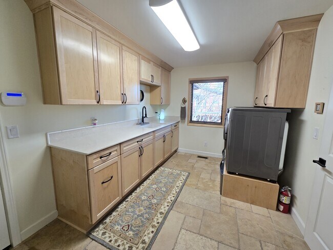 Building Photo - 4055 Sleeping Indian Ln