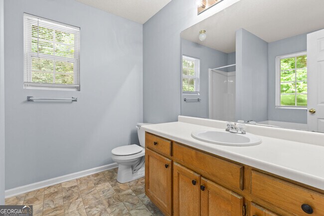 Building Photo - 2510 Fort Daniels Dr NE