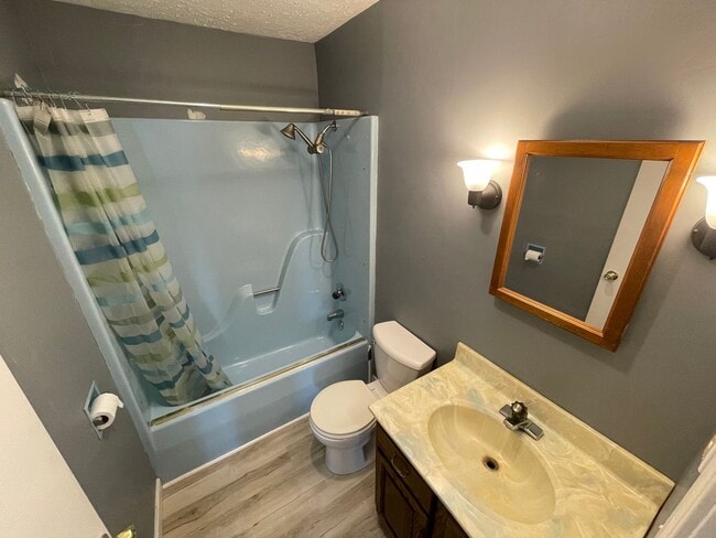 Building Photo - 3036 Shadowfax Dr