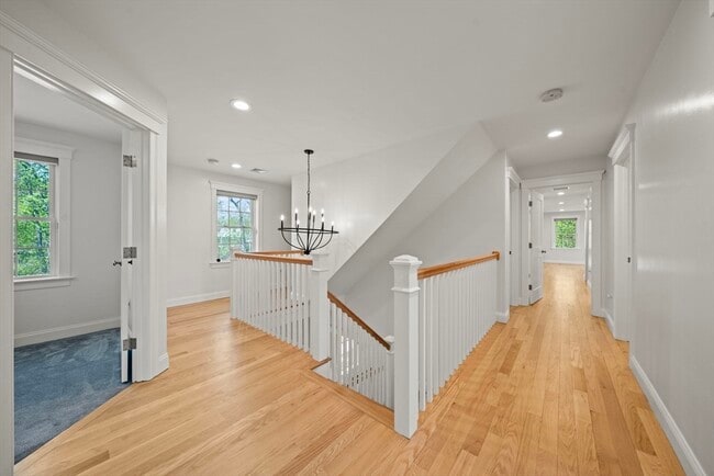 Building Photo - 116 Livingstone Ave