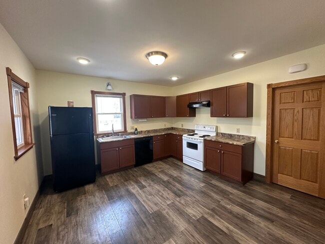 Building Photo - 200 Arcadian Ave