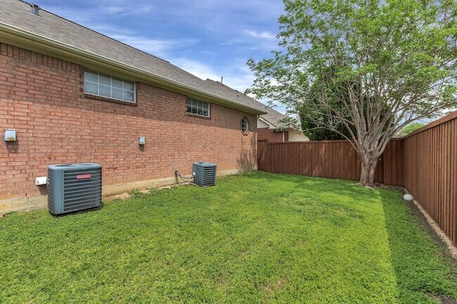 Building Photo - 7524 Aberdon Rd