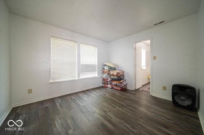 Building Photo - 2897 Sentiment Ln