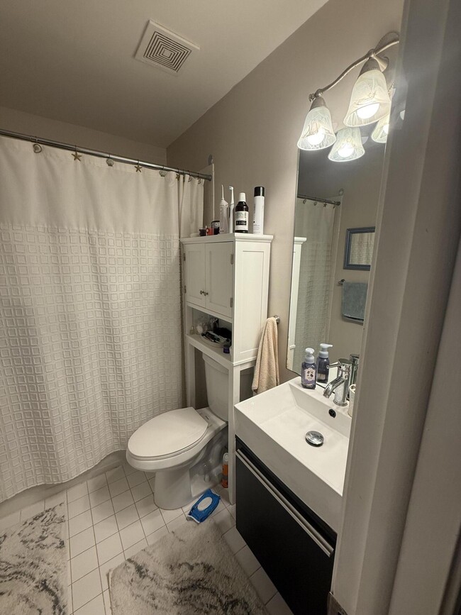 Building Photo - 5813 Eagle Cay Ln