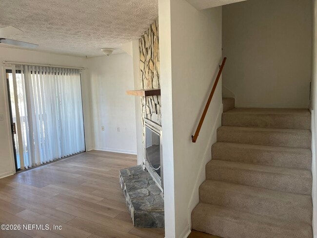 Building Photo - 2002 First St