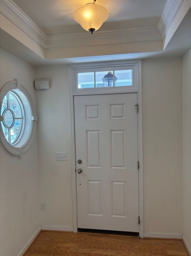 Building Photo - Great Home in Crozet!