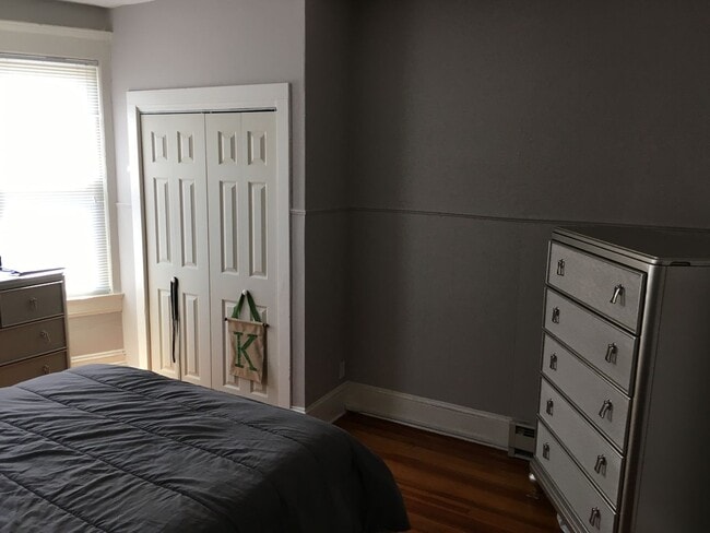 Building Photo - Spacious State St 1BR - Near Yale SOM