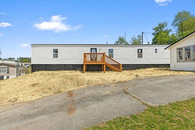 Building Photo - 2337 Weaver Pike