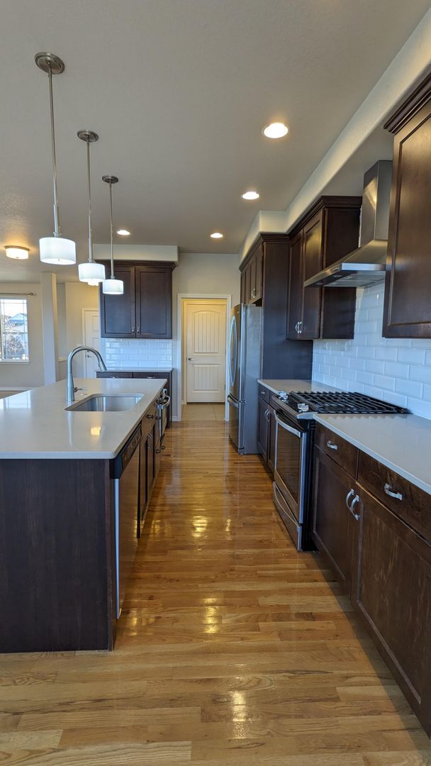 Building Photo - FOUR BED/3 BATH PRAIRIE STYLE HOME WITH GOURMET KITCHEN IN CORDERA NEIGHBORHOOD!