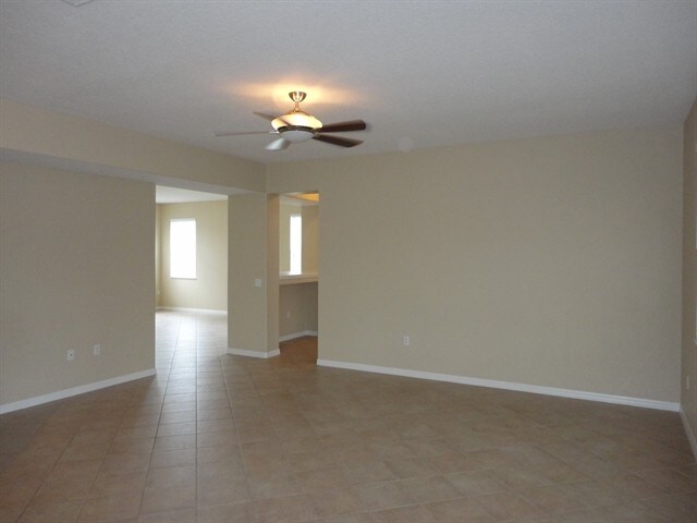 Building Photo - 10618 Bamboo Rod Cir