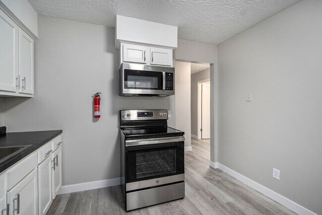 Building Photo - $1049 Renovated 2 bedroom 1 bathroom apartment with wooded views and patio