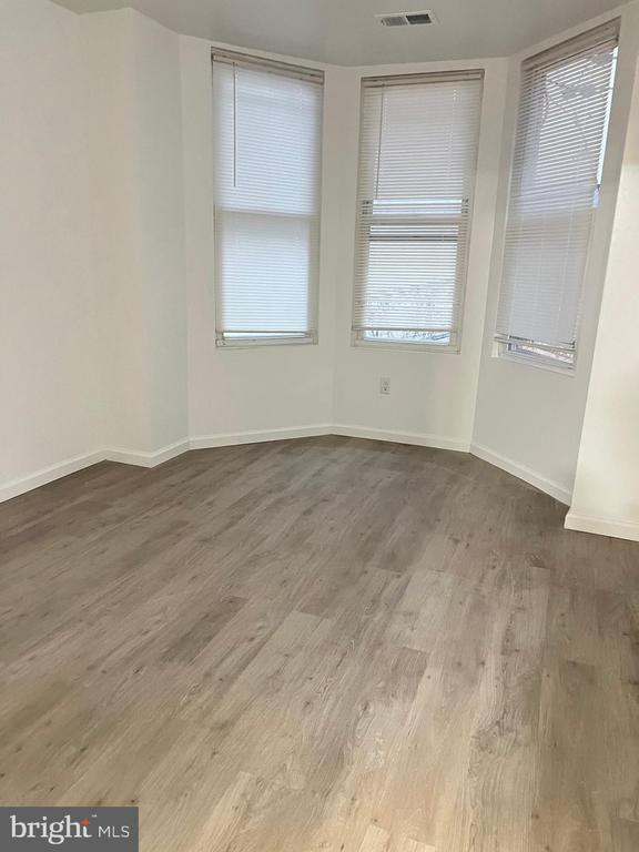 Building Photo - 4422 Locust St