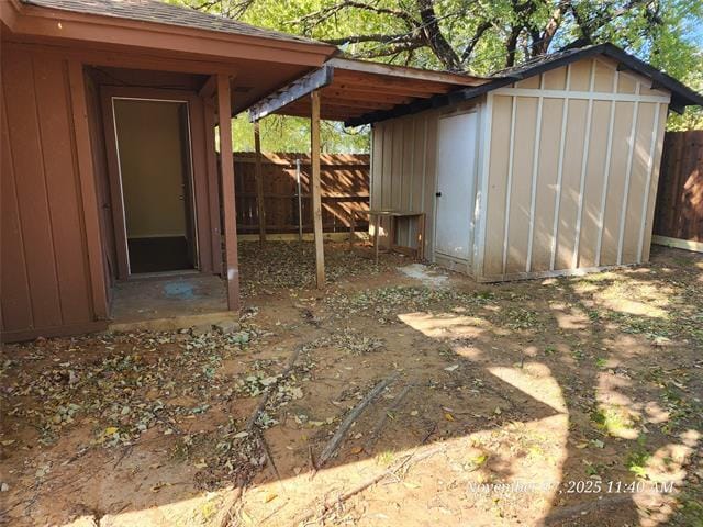 Building Photo - 515 Gibbins Ct