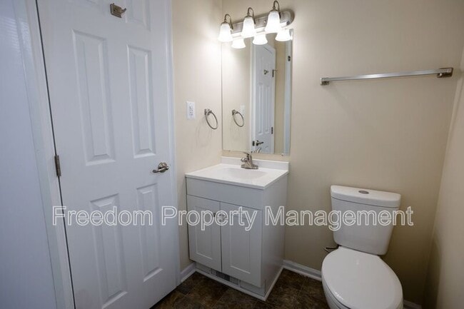 Building Photo - 8343 Irongate Way