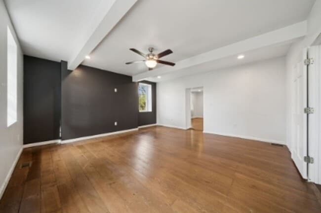 Building Photo - 8113 US-22