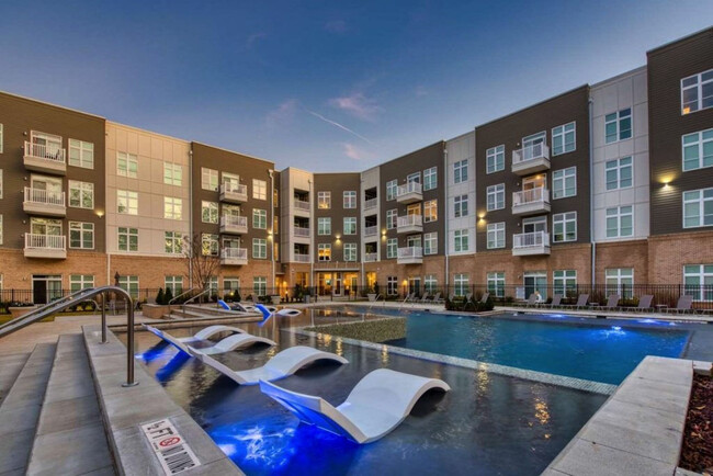 Building Photo - Lofts at Houston Central