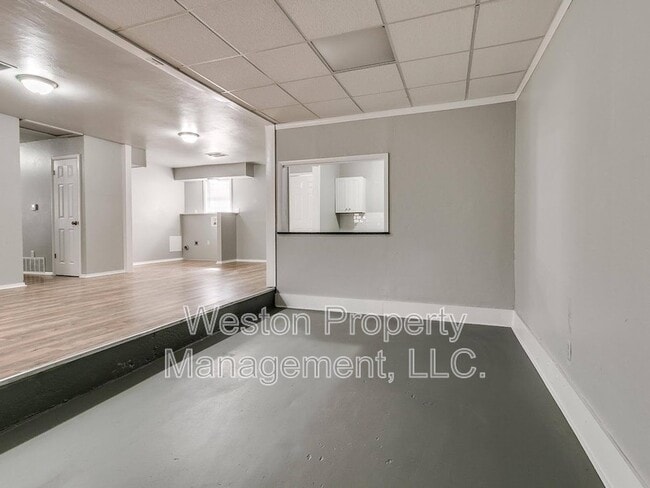 Building Photo - 1605 Cynthia Dr