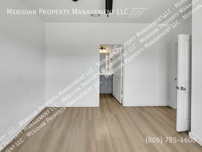Building Photo - 5719 Kemper St