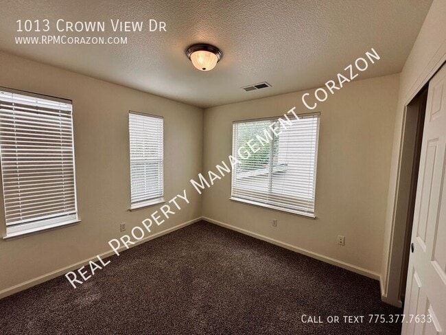 Building Photo - 1013 Crown View Dr