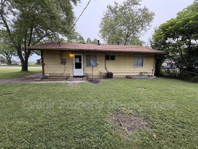 Building Photo - 5176 Rucks Rd