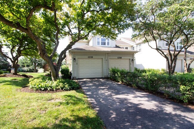 Primary Photo - 1216 Tennyson Ln