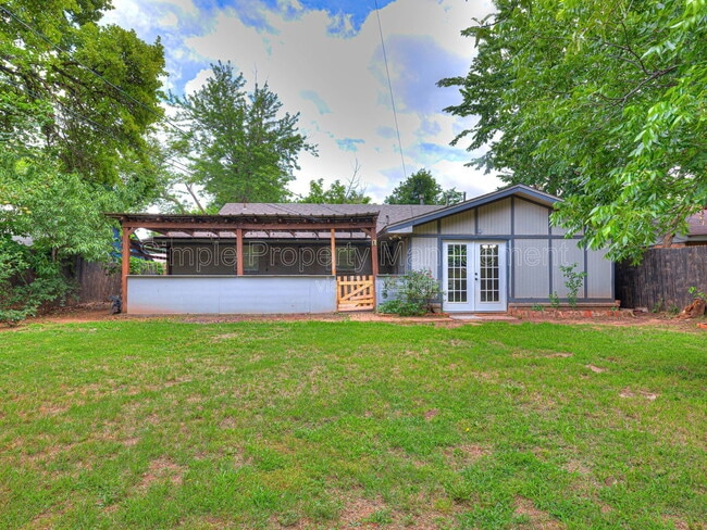 Building Photo - 3305 Neighbors Ln