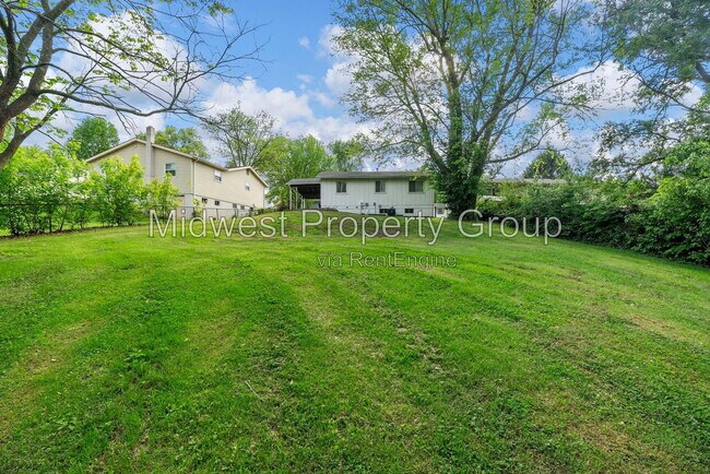 Building Photo - 1128 Saratoga Dr