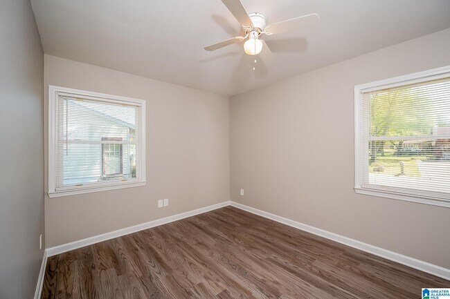 Building Photo - 1112 Kawanda Ln