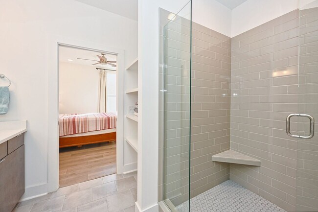 Building Photo - **2022-BUILT CONDO IN THE HEART OF WEDGEWOOD-HOUSTON WALKING DISTANCE TO GEODIS PARK**