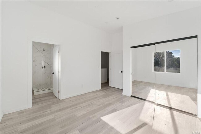 Building Photo - Modern living in this brand new 3 bedroom 3 bathroom home