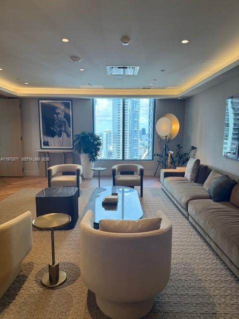 Building Photo - 121 NE 5th St