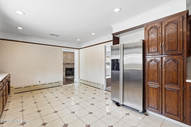 Building Photo - 294 Brighton Ave