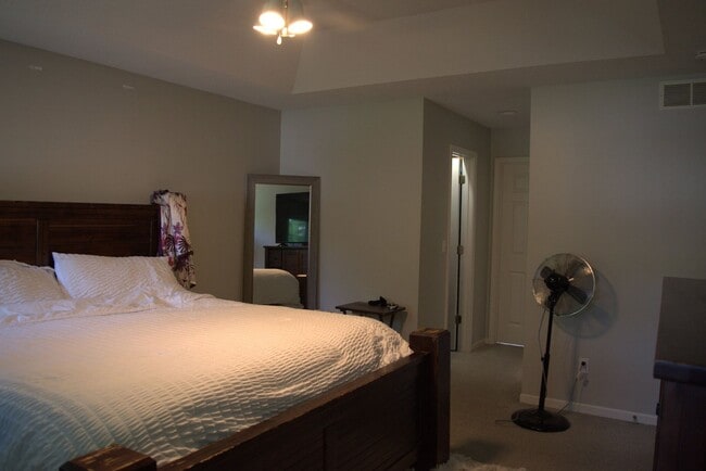 Building Photo - 309 Grampian Dr
