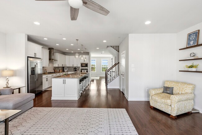 Building Photo - 5917 Glen Willow Wy