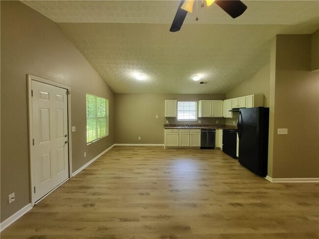 Building Photo - 3428 Homeward Trail