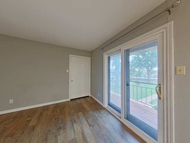 Building Photo - 6917 Colonial Woods Dr
