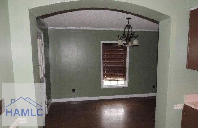 Building Photo - 925 Granger Dr