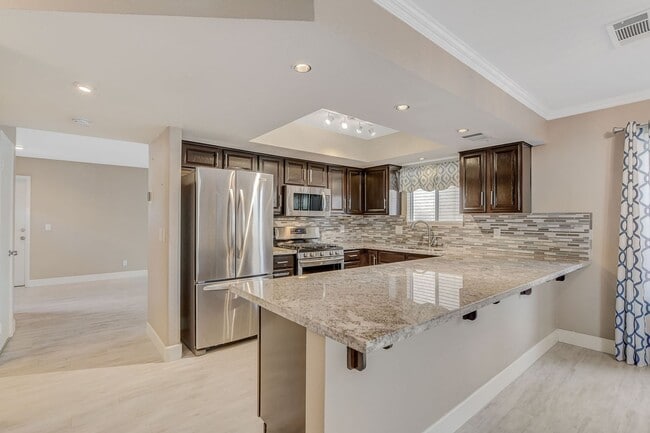 Building Photo - Beautiful Summerlin Home! Hills Neighborho...