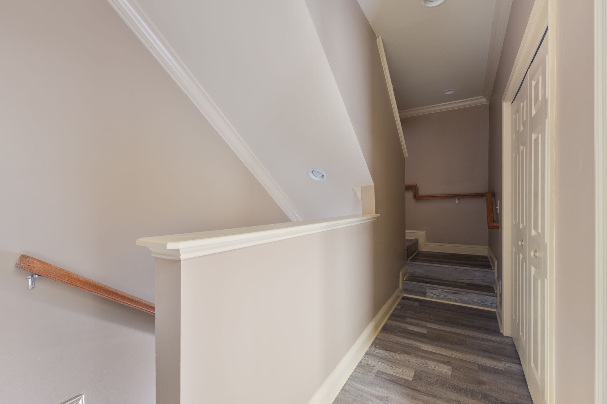 Building Photo - 4316 Summercrest Blvd