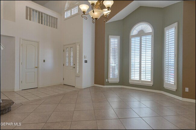 Building Photo - 7097 Tierra Roja St