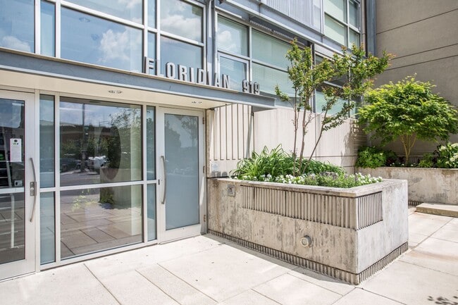 Building Photo - 919 Florida Ave NW