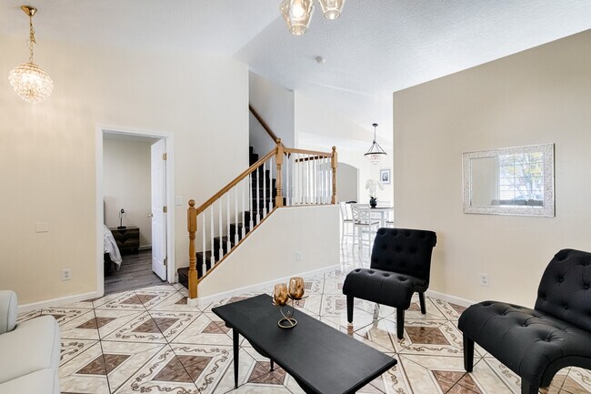 Building Photo - 14229 Shenandoah St