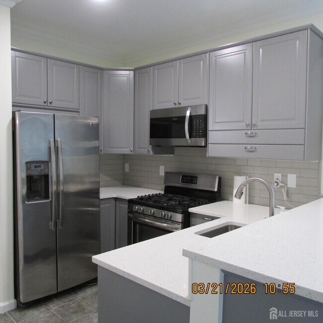 Building Photo - 29 Tall Oaks Ct