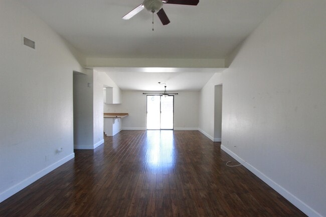 Building Photo - 24730 Cornstalk Rd