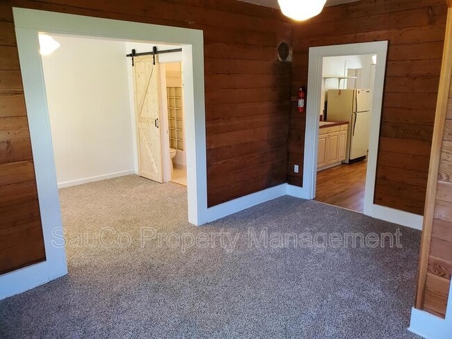 Building Photo - 2114  A. Street - 2