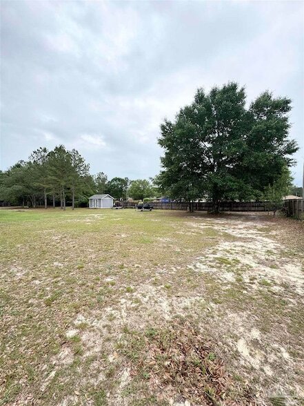 Building Photo - 9909 S Trace Rd
