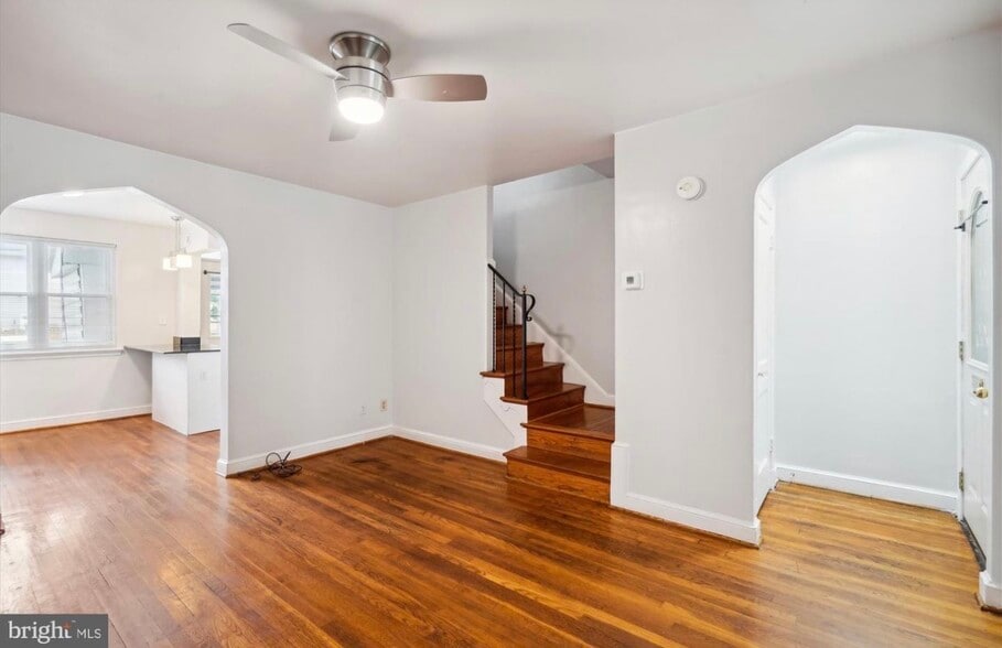 Living Room #2 - 104 Lynhaven Dr
