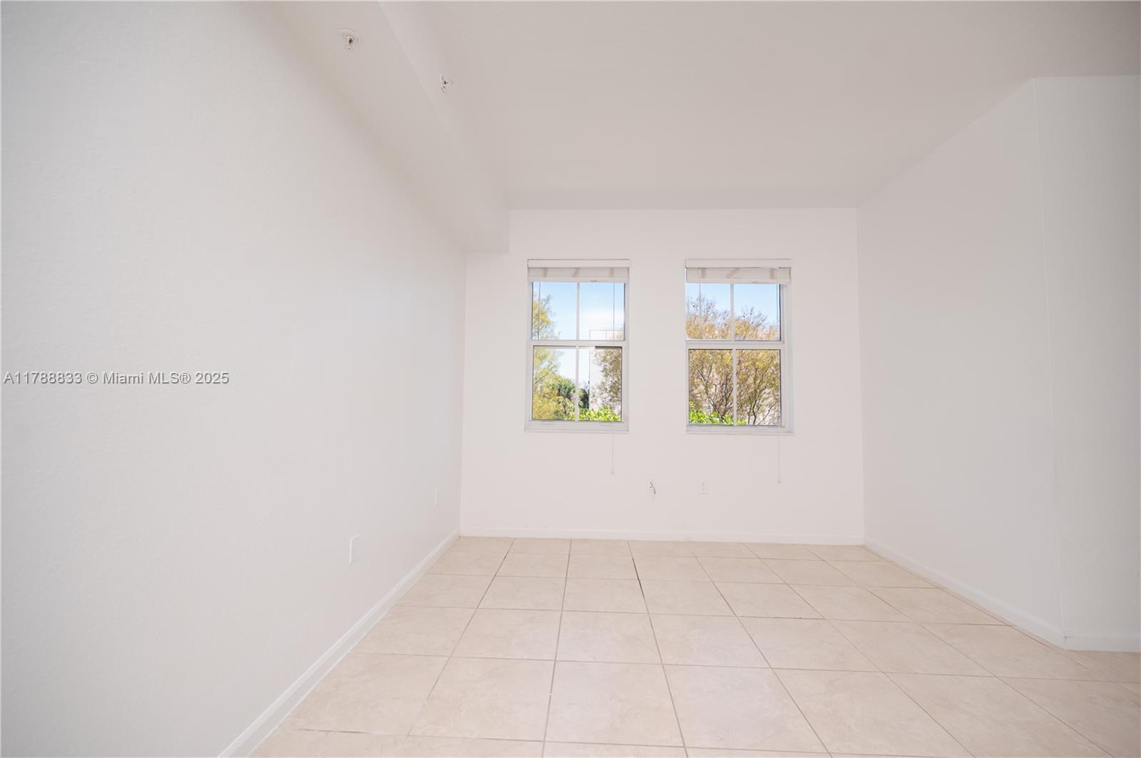 Building Photo - 11403 NW 89th St