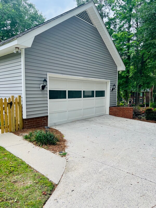 Building Photo - 10 Bolin Ct