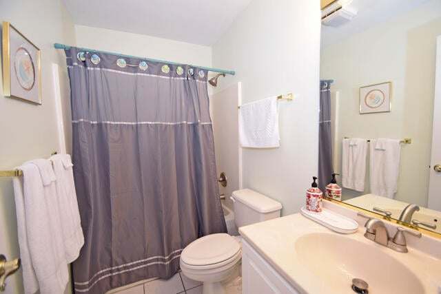 Bathroom 2 - 201 S Heron Dr